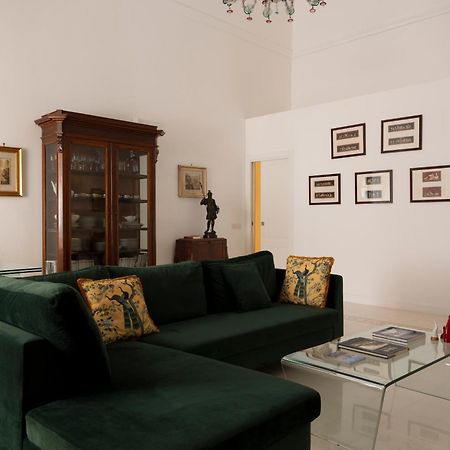 A.Ri.El Luxury Apartment Наполи Екстериор снимка